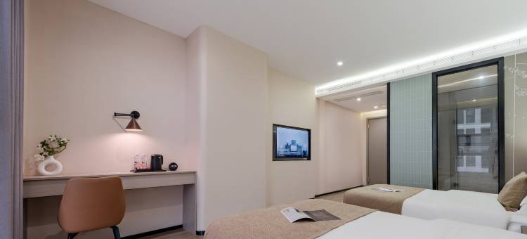 踏行酒店(安顺黄果树大街大润发店)图片