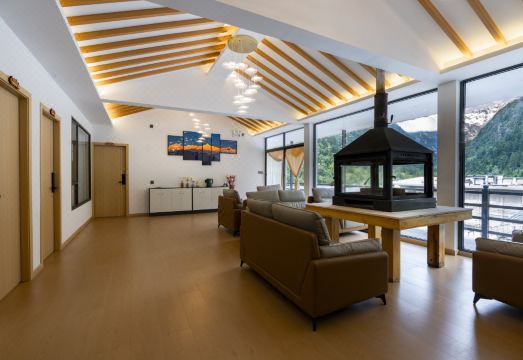 Mulberry Oxygen Supply  HospitalHotel Overview