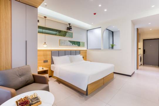 乐途·轻奢民宿(希派创意城店)