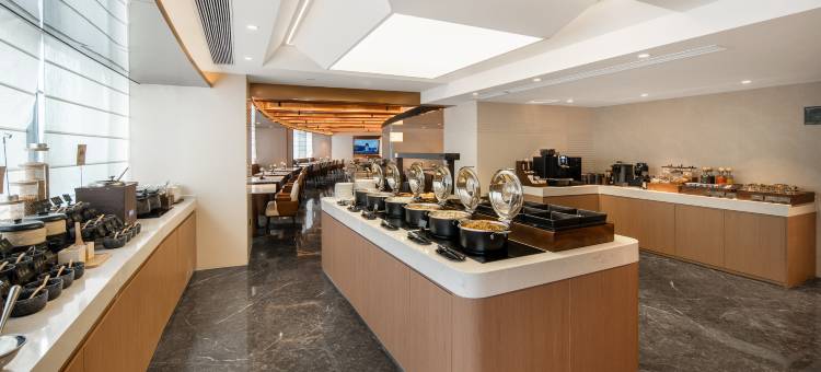 成都天府广场华西坝地铁站亚朵酒店图片