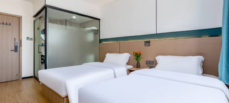 格子酒店(南宁富兴美食街东方广场店)图片