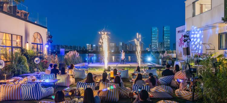 南昌ONLYONE湖心岛民宿图片