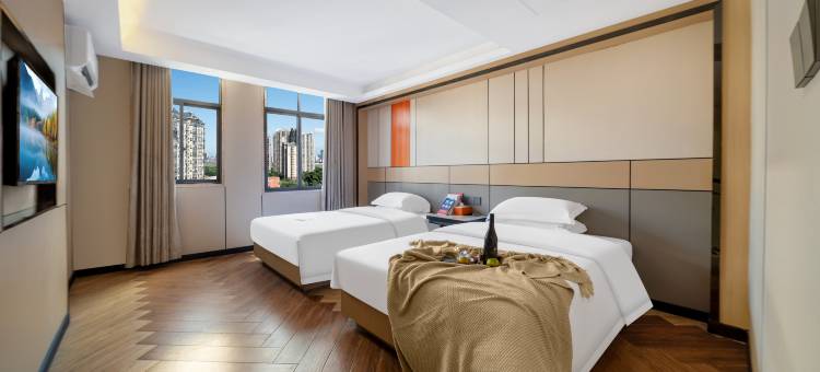 铂菲酒店(隆回汽车总站店)图片