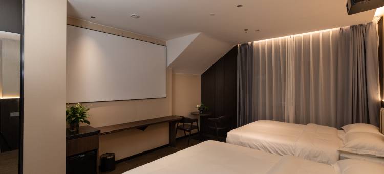 乌托邦民宿(徐州苏宁广场民主北路地铁站店)图片