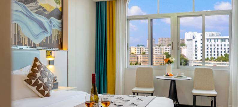 鸿凯·智慧酒店(东莞石排利丰广场店)图片