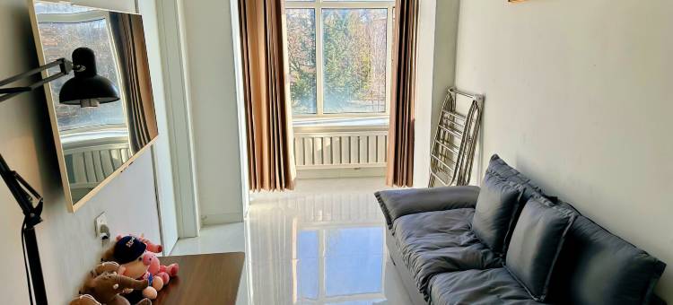 山下民宿(光宇B区人民广场店)图片