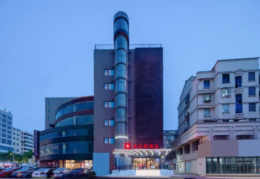 Yibiju Hotel (Taixing Gulou Square)Hotel Overview