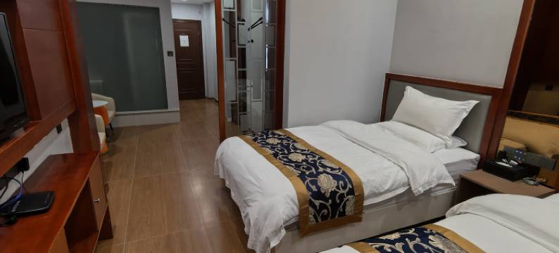 赫章飞凤传奇大酒店(夜郎广场店)图片