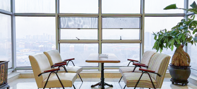 国王与熊精品酒店(长春西站店)图片