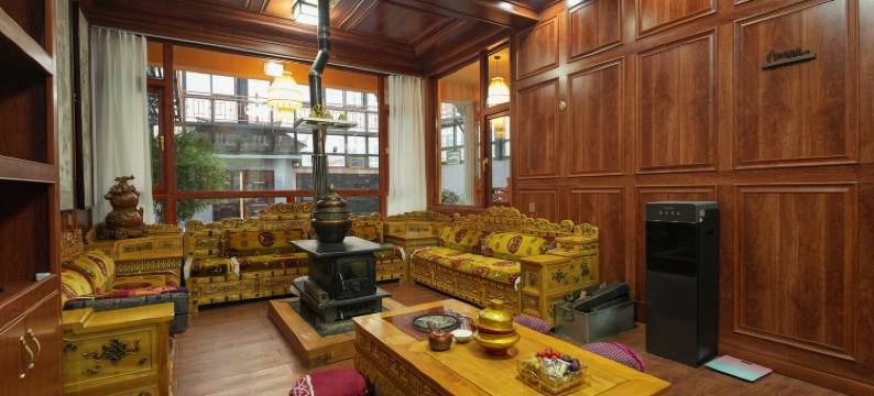 格玛云舍·白玛建塘民宿(独克宗古城店)图片