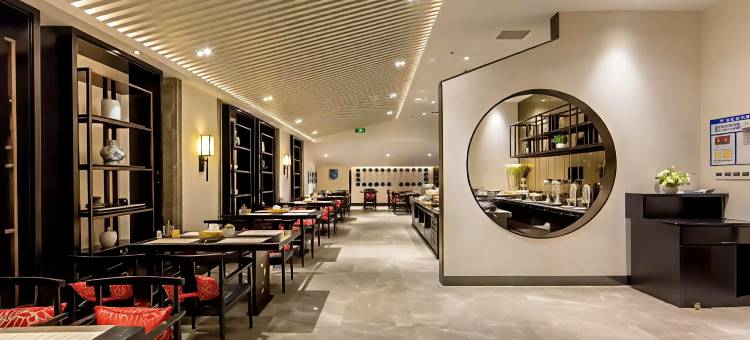 海富国际酒店(天津火车站翠阜新村地铁站店)图片