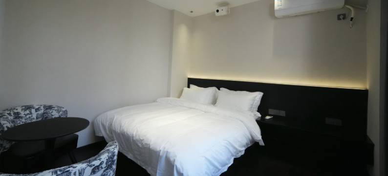 蓝色书签陶艺民宿(陶溪川店)图片