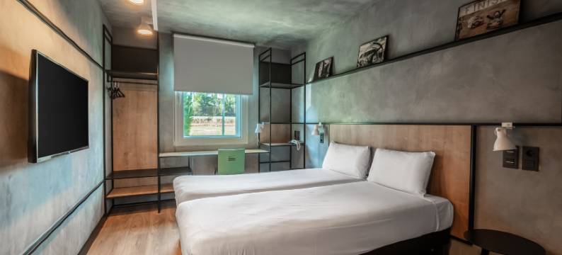 宜必思巴塞罗那格拉诺列尔斯蒙特梅洛酒店(Ibis Barcelona Montmelo Granollers)图片