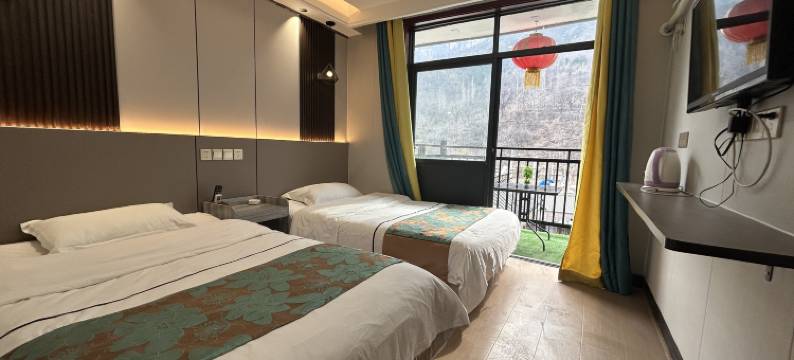 万仙山第三家民宿(万仙山郭亮景区店)图片