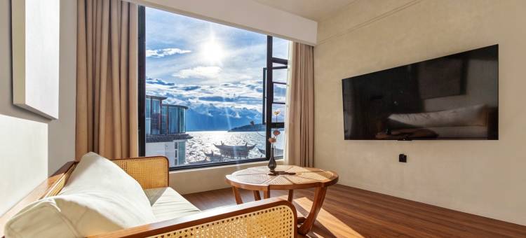 云启·日月卿Sea View丨全屋智能·海景美宿(大理洱海金梭岛店)图片