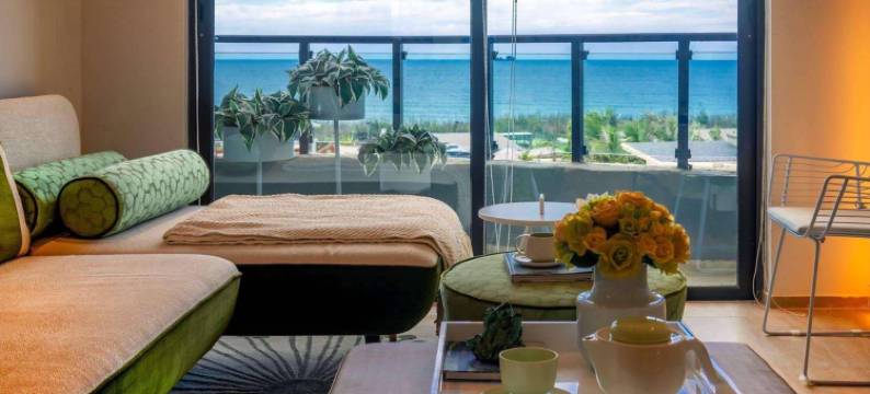 三亚金石滩海景公寓(三亚湾椰梦长廊海月广场店)图片