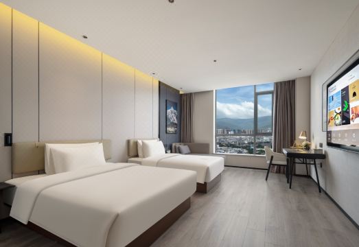 Dali High-speed railway station Erhai Park Atour Hotel Hotel Overview