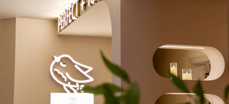 See City·雲翼高空酒店(贵阳甲秀楼民生路店)图片