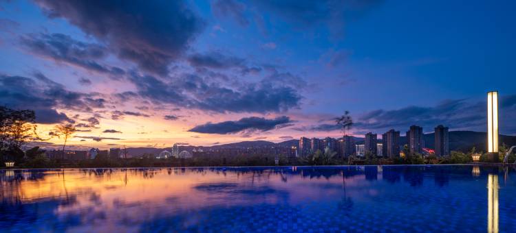 西双版纳北回归线·湖景酒店图片