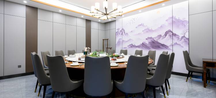 香港蝴蝶酒店(安庆高琦小学第四中学店)图片