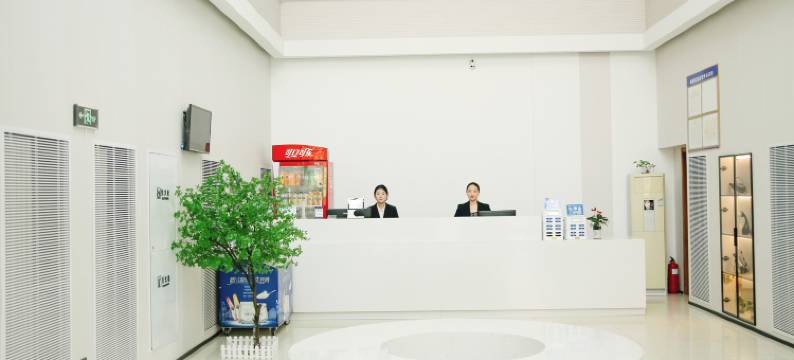 唯雅诺酒店(宁津德百广场店)图片