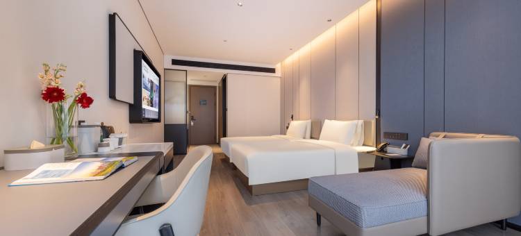 深圳福田CBD市民中心亚朵酒店图片