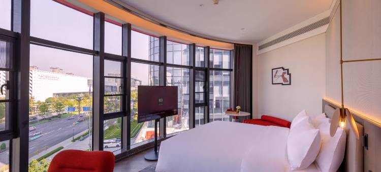 武汉光谷科技会展中心大悦城丽芮酒店图片