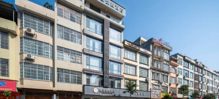 鑫珑悦栖酒店(隆安县汽车站蝶城广场店)图片