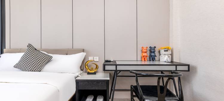 芒市宏顺艺术酒店(芒市广场店)图片