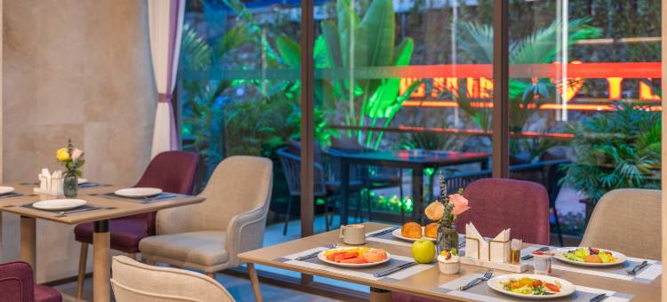 麗枫酒店(景洪告庄星光夜市店)图片