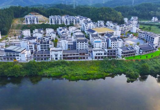 江西正洲微马酒店外景图