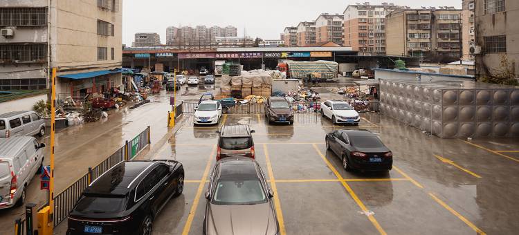 壹号公馆青莲酒店(枣阳万象城店)图片