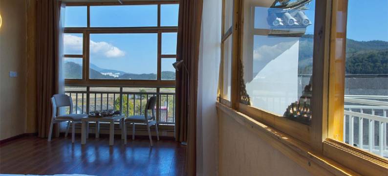 腾冲莹家会馆全景精品客栈(和顺古镇店)图片