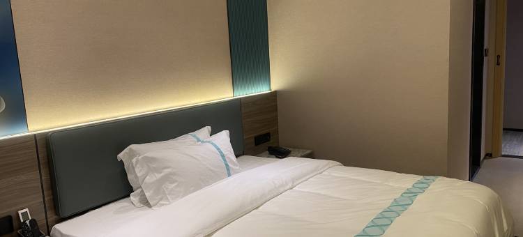 云浮铂曼公寓图片