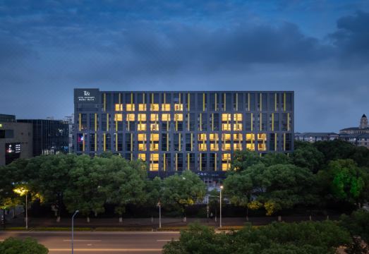 上海梯加酒店外景图