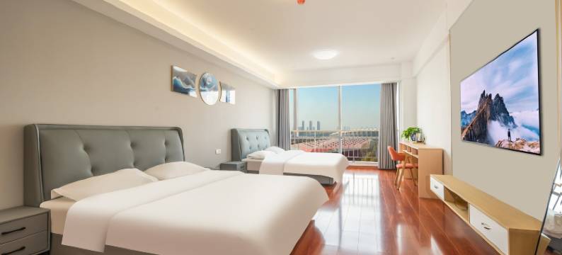 云外天影宿民宿(济宁城投星城广场店)图片