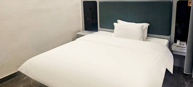 明天逸林酒店(贵和购物中心店)图片