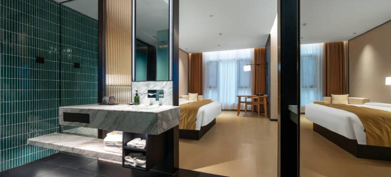 新西里麓岚酒店(玉林奥园广场店)图片