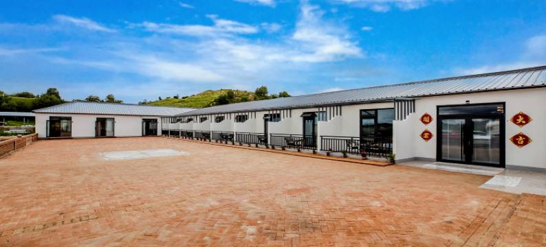 葛根高勒民宿(乌兰布统草原景区店)图片