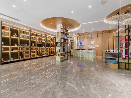 兰亭假日酒店(临沂万象汇泰盛广场店)