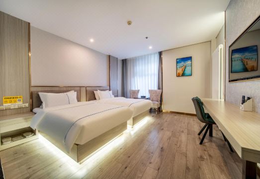 坤逸·精品酒店（西宁滨河南路火车站店）外景图