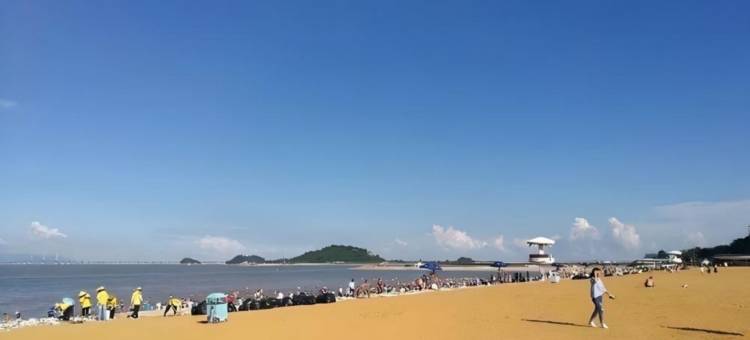 欢致轻居酒店(珠海海滨泳场情侣路店)图片