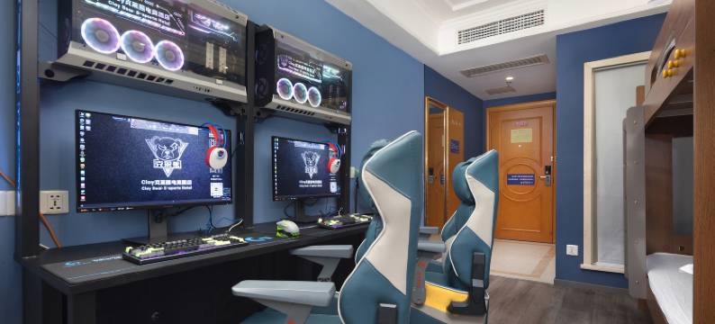 Clay克莱熊电竞酒店(麓谷公园地铁站店)图片