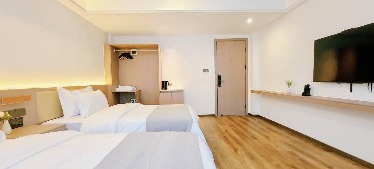 小鹿辰客·遂通酒店(三亚凤凰国际机场店)图片