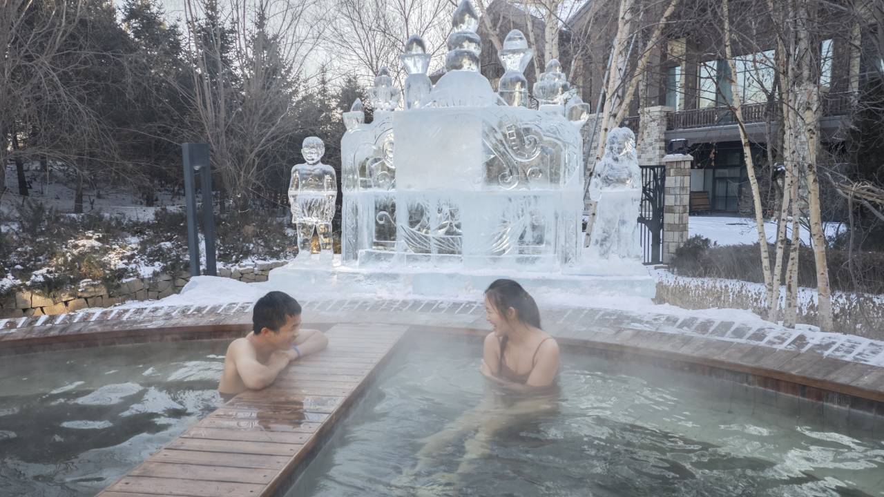 哈尔滨枫叶小镇温泉度假酒店图片