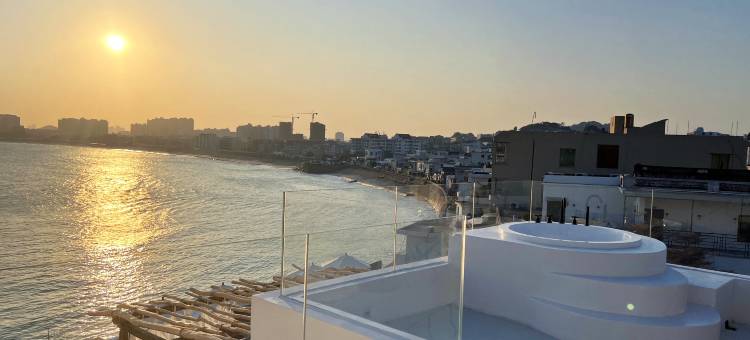 东山屿野·BOHO异域风情海景民宿(南门湾店)图片