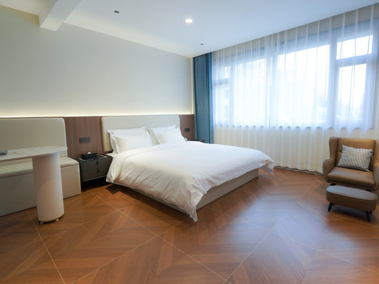 君豪酒店(瑞合广场店)