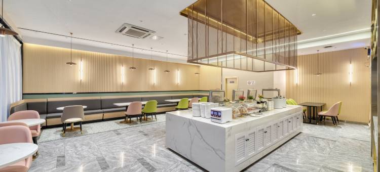 白玉兰酒店(上海浦东机场核心区国际旅游度假区店)图片