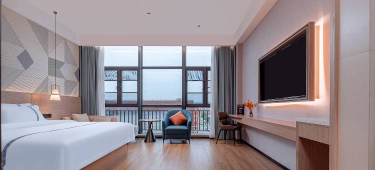 泉商酒店(柳州白莲机场毅德城店)图片