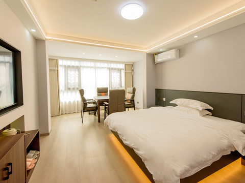 艾莱客民宿(光山汽车西站店)